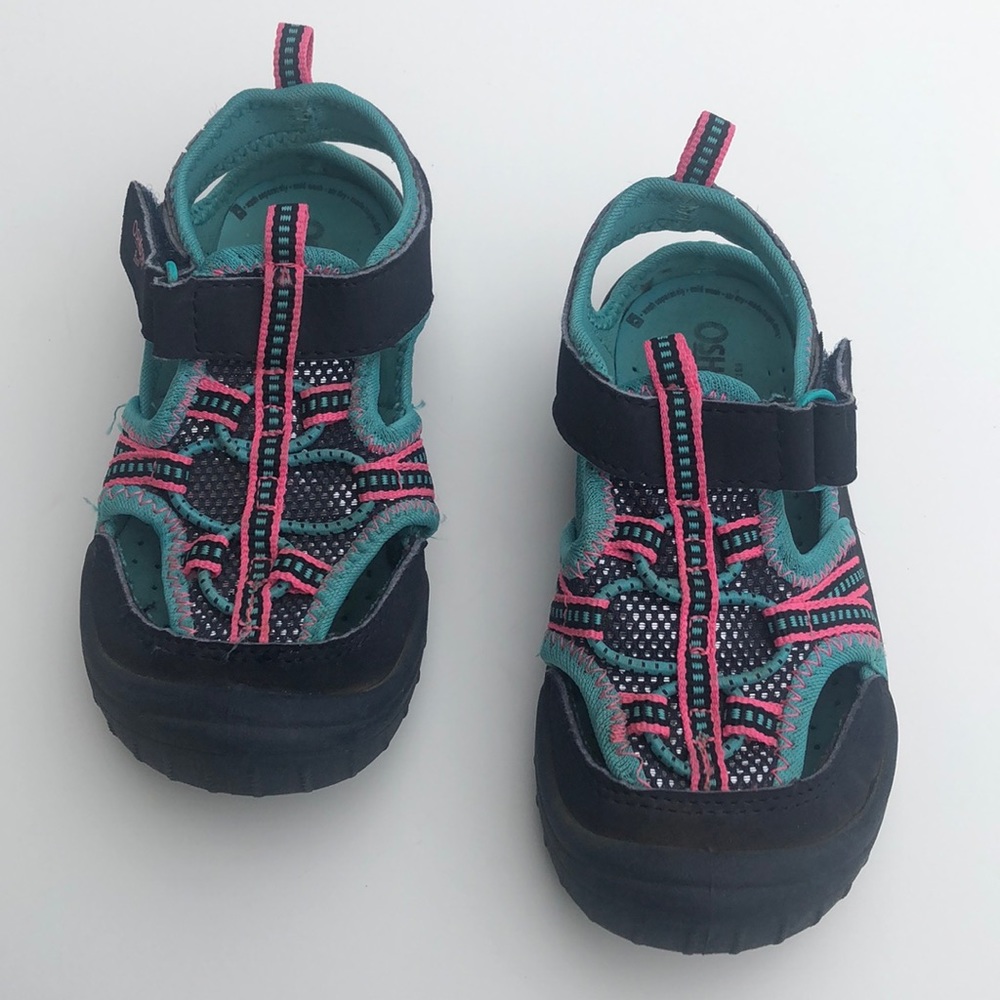 Oshkosh toddler 8 shoes